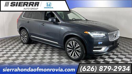 2021 Volvo XC90 Recharge Plug-In Hybrid T8 Inscription Expression 7 Passenger