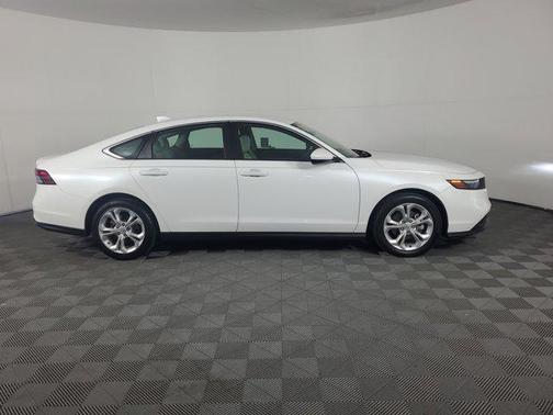 2023 Honda Accord LX 1.5T