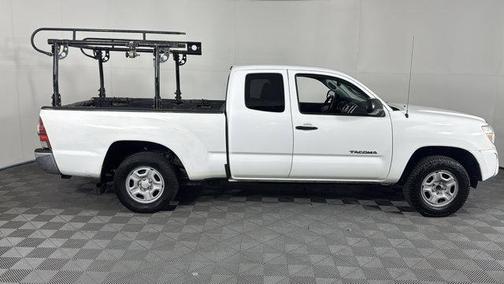 2013 Toyota Tacoma Base