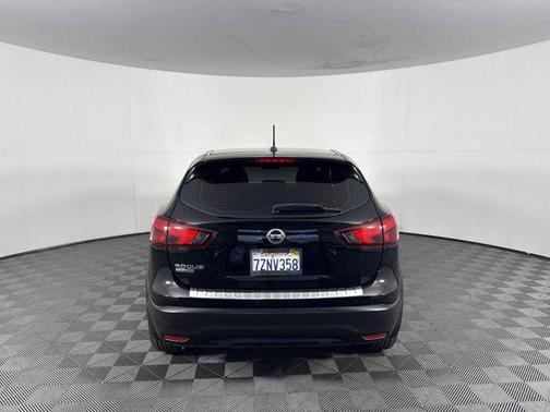 2017 Nissan Rogue Sport S