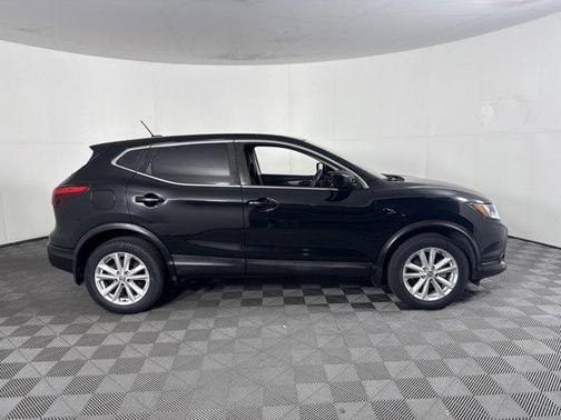 2017 Nissan Rogue Sport S