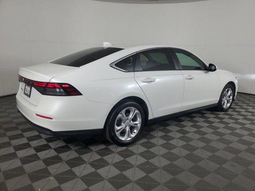 2024 Honda Accord LX 1.5T