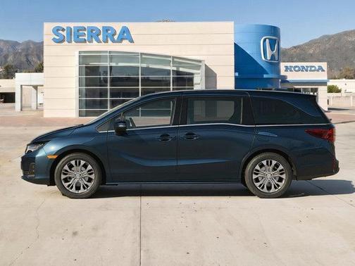 Smoke Blue Pearl 2026 Honda Odyssey Touring