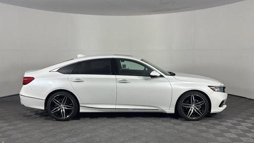 2022 Honda Accord Touring 2.0T