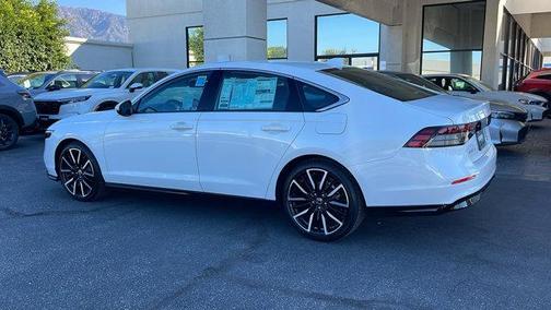 2025 Honda Accord Hybrid Touring