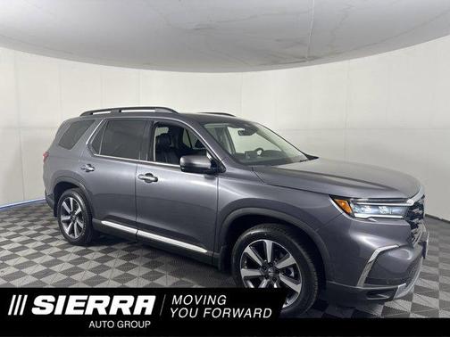 Modern Steel Metallic 2024 Honda Pilot Touring 8-Passenger