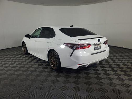 2024 Toyota Camry Hybrid SE