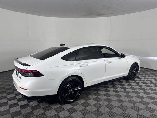 2025 Honda Accord Hybrid Sport-L