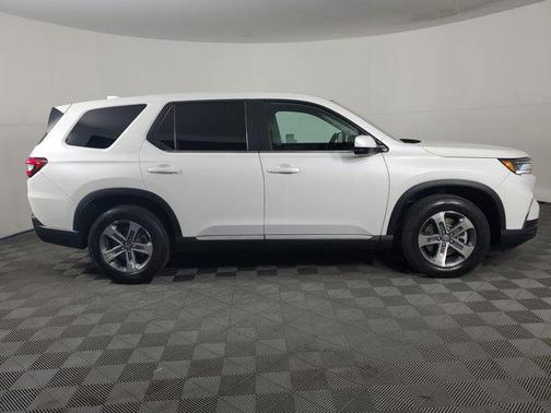 2023 Honda Pilot 2WD EX-L 8 Passenger
