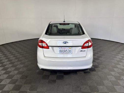 2013 Ford Fiesta S