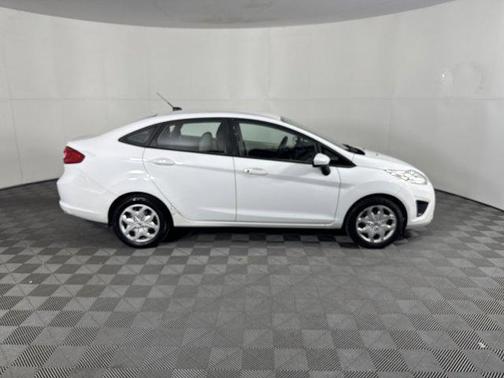 2013 Ford Fiesta S