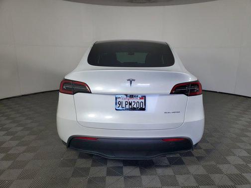 2024 Tesla Model Y Long Range Dual Motor All-Wheel Drive