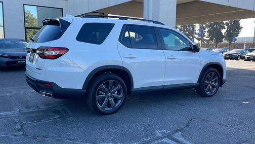 2025 Honda Pilot Sport