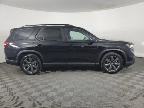 2023 Honda Pilot AWD Sport