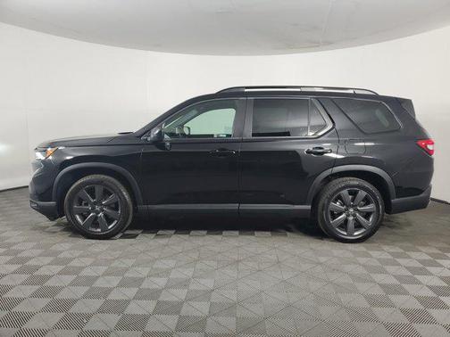 2023 Honda Pilot AWD Sport
