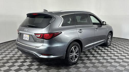 2020 INFINITI QX60 Luxe