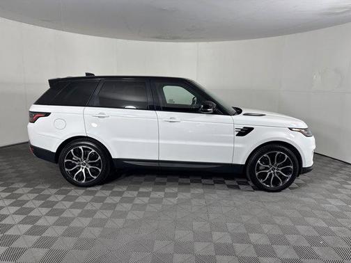 2022 Land Rover Range Rover Sport SE