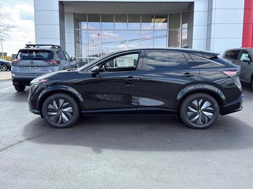 2025 Nissan ARIYA ENGAGE+