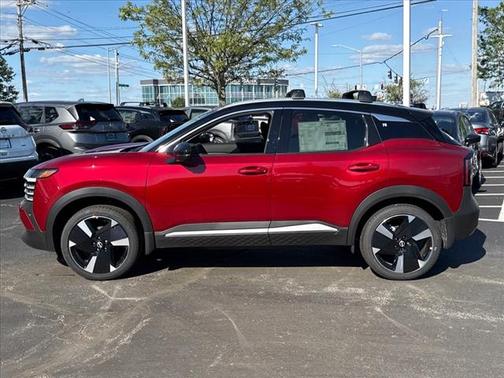 2026 Nissan Kicks SR