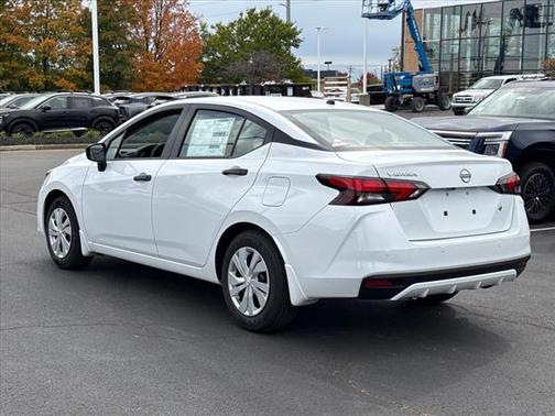 2025 Nissan Versa 1.6 S