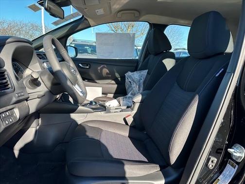 2025 Nissan Leaf SV PLUS