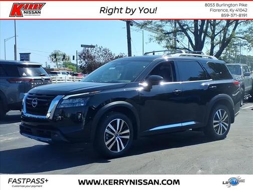2025 Nissan Pathfinder Platinum FWD