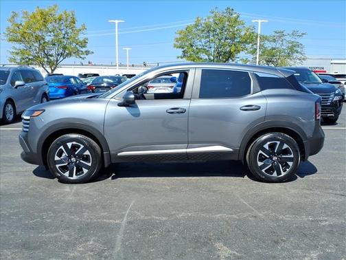 2025 Nissan Kicks SV