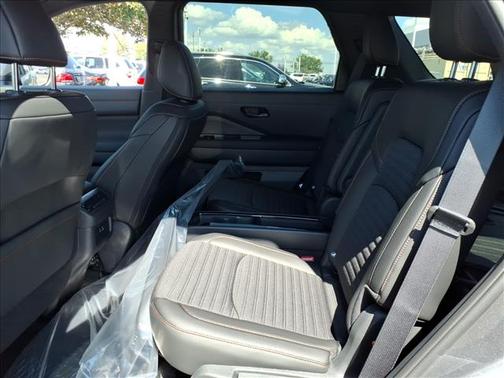 2025 Nissan Pathfinder Rock Creek 4WD