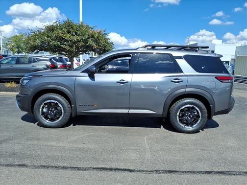 2025 Nissan Pathfinder Rock Creek 4WD