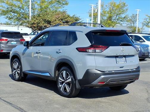 2022 Nissan Rogue SL