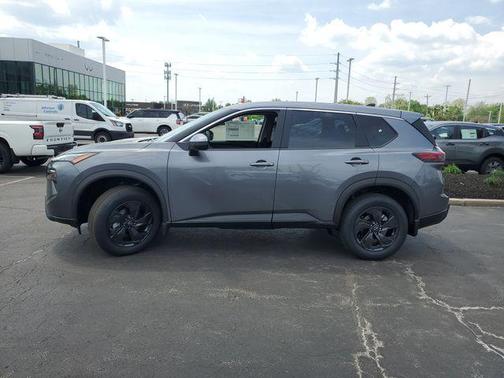 Gun Metallic 2026 Nissan Rogue SV