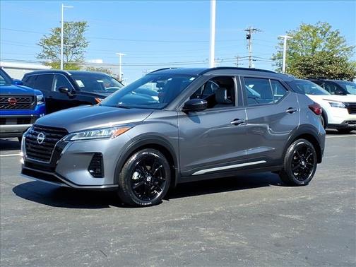 2024 Nissan Kicks SR