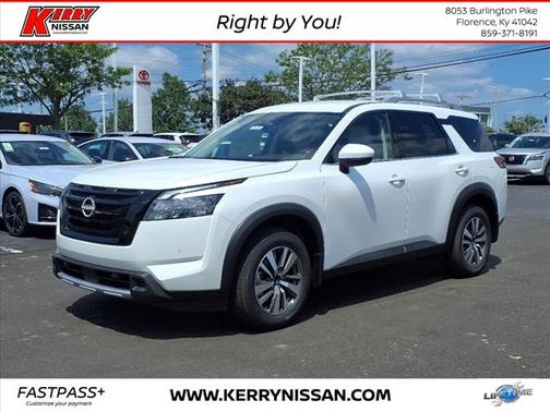 2025 Nissan Pathfinder SL 4WD