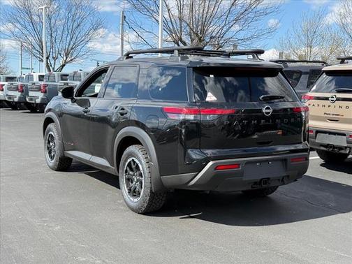 2025 Nissan Pathfinder Rock Creek 4WD