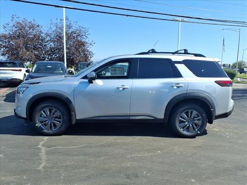 2025 Nissan Pathfinder SV 4WD