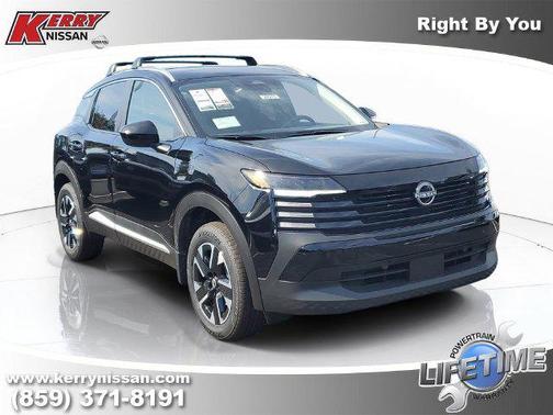 Super Black 2027 Nissan Kicks SV