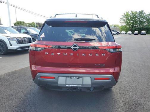 Scarlet Ember Tintcoat/Super Black 2026 Nissan Pathfinder Platinum