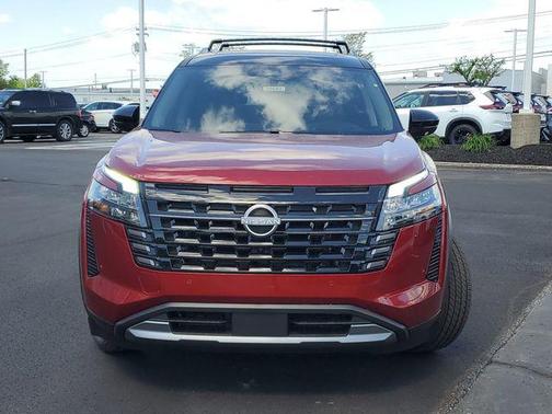 Scarlet Ember Tintcoat/Super Black 2026 Nissan Pathfinder Platinum