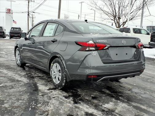 2025 Nissan Versa 1.6 S