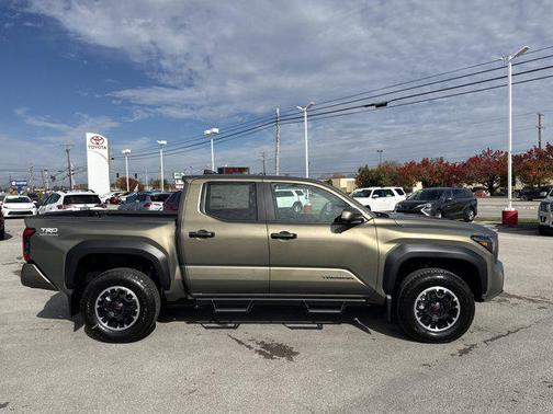 2025 Toyota Tacoma TRD Off Road