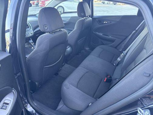 2022 Chevrolet Malibu FWD RS