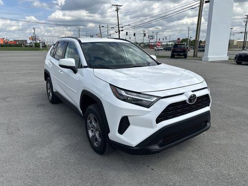 Ice 2024 Toyota RAV4 XLE