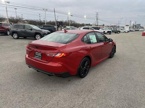 2026 Toyota Camry SE