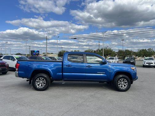 2017 Toyota Tacoma SR5