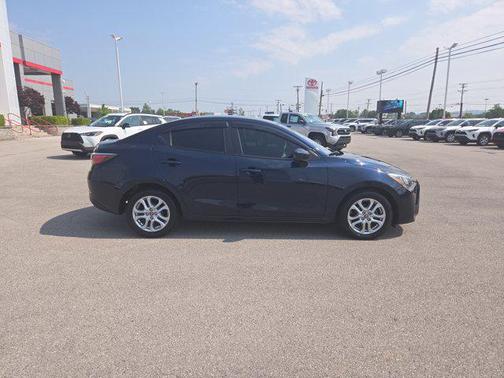 2017 Toyota Yaris iA Base