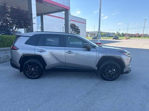 04v8 2026 Toyota RAV4 Plug-In Hybrid SE