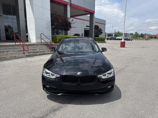 Jet Black 2018 BMW 320 i