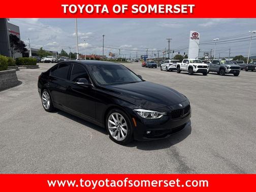 Jet Black 2018 BMW 320 i
