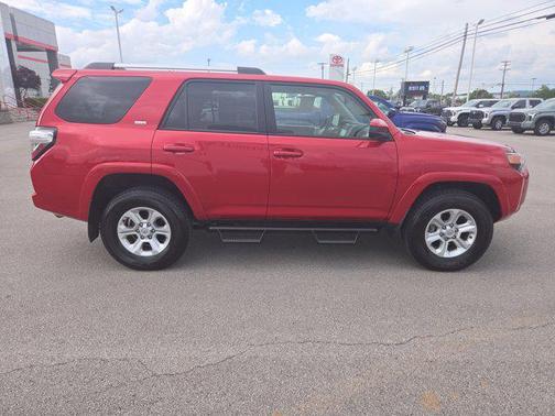 2024 Toyota 4Runner SR5