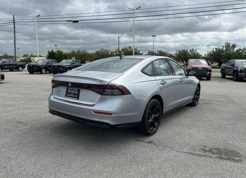 Solar Silver Metallic 2025 Honda Accord SE